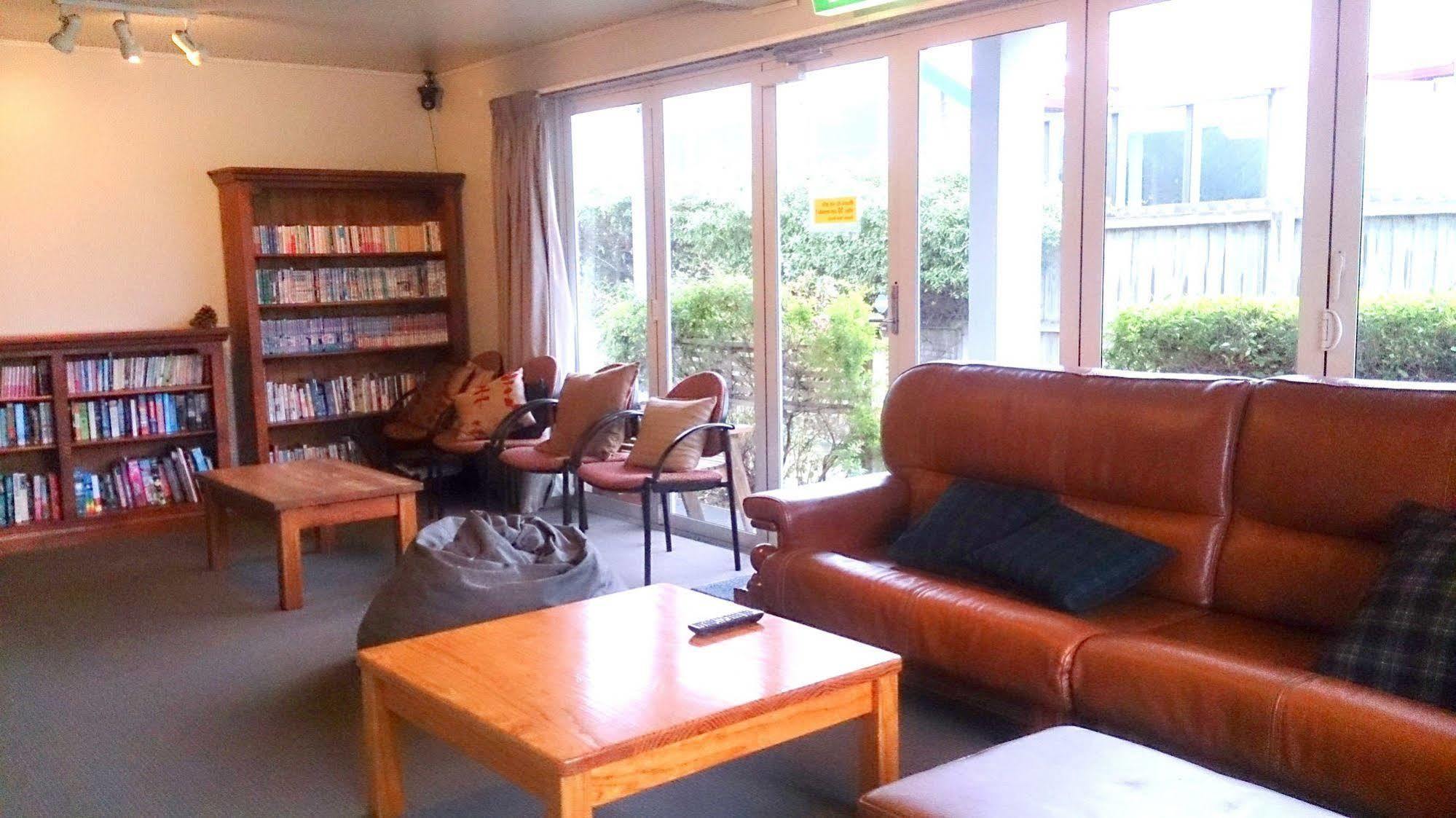 Kiwi House Hostel Christchurch Buitenkant foto