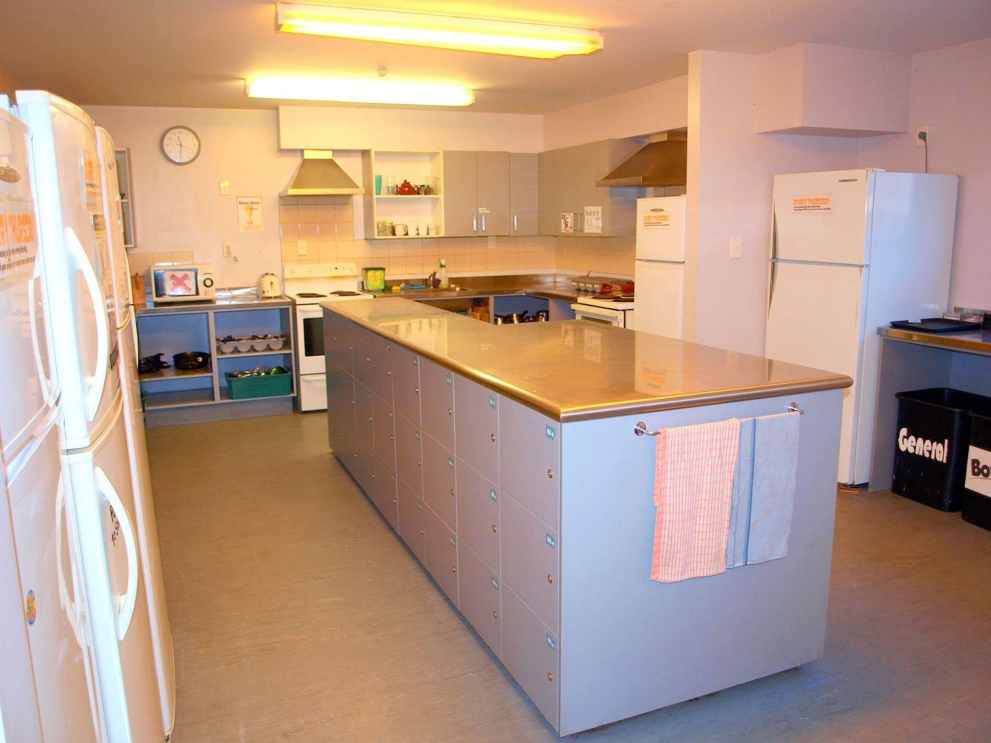 Kiwi House Hostel Christchurch Buitenkant foto